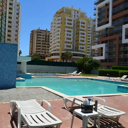Apartmán Rocha Tower 4d *