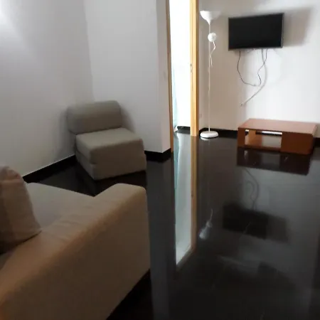 Διαμέρισμα Rocha Tower 4d *