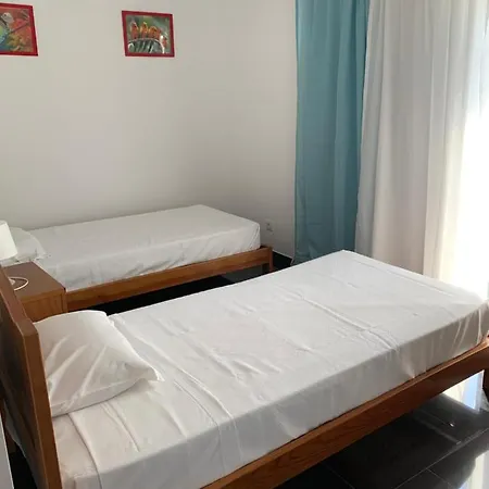 Апартаменты Rocha Tower 4d